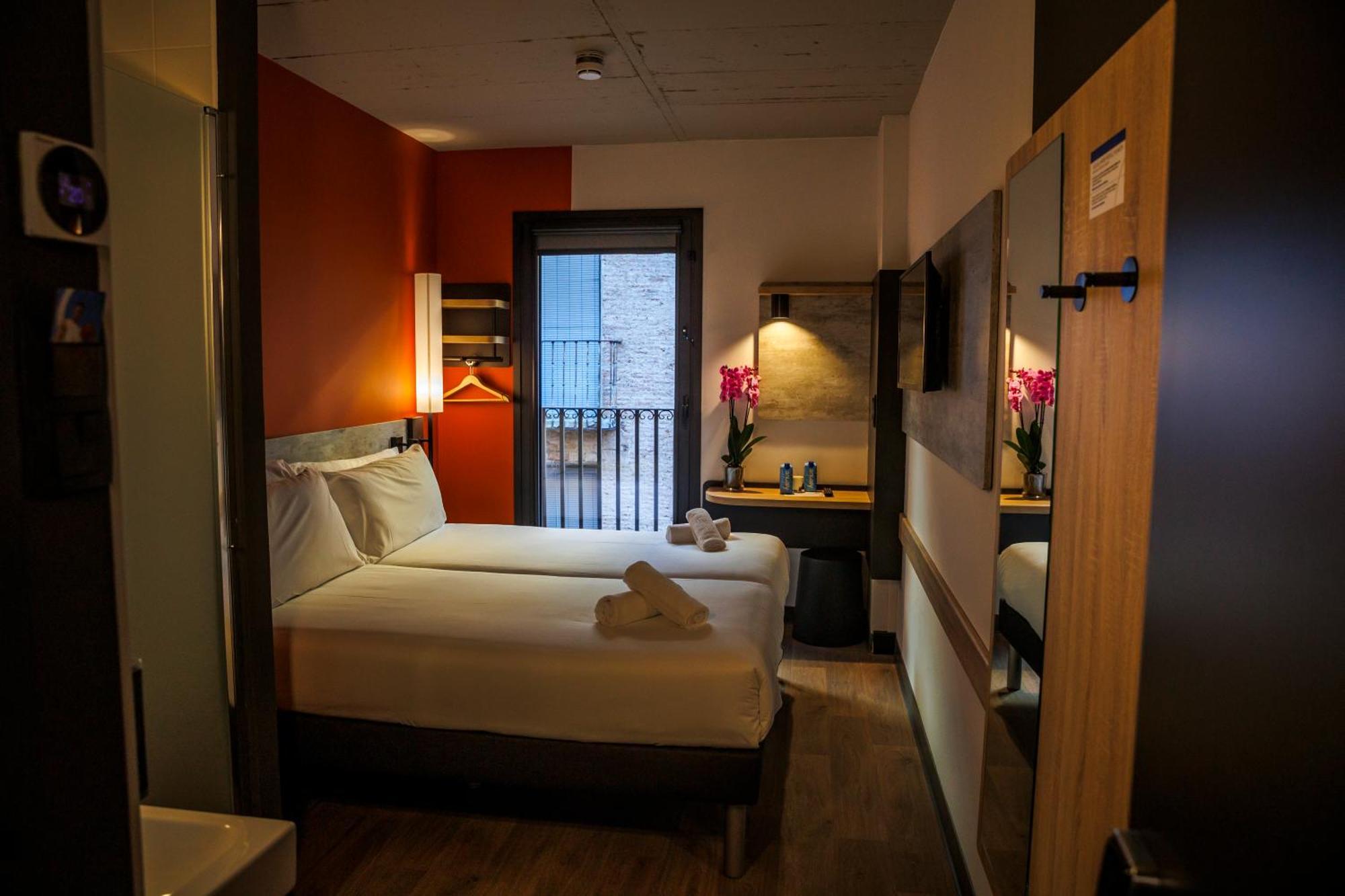 Ibis Budget Logrono Centro Exterior foto