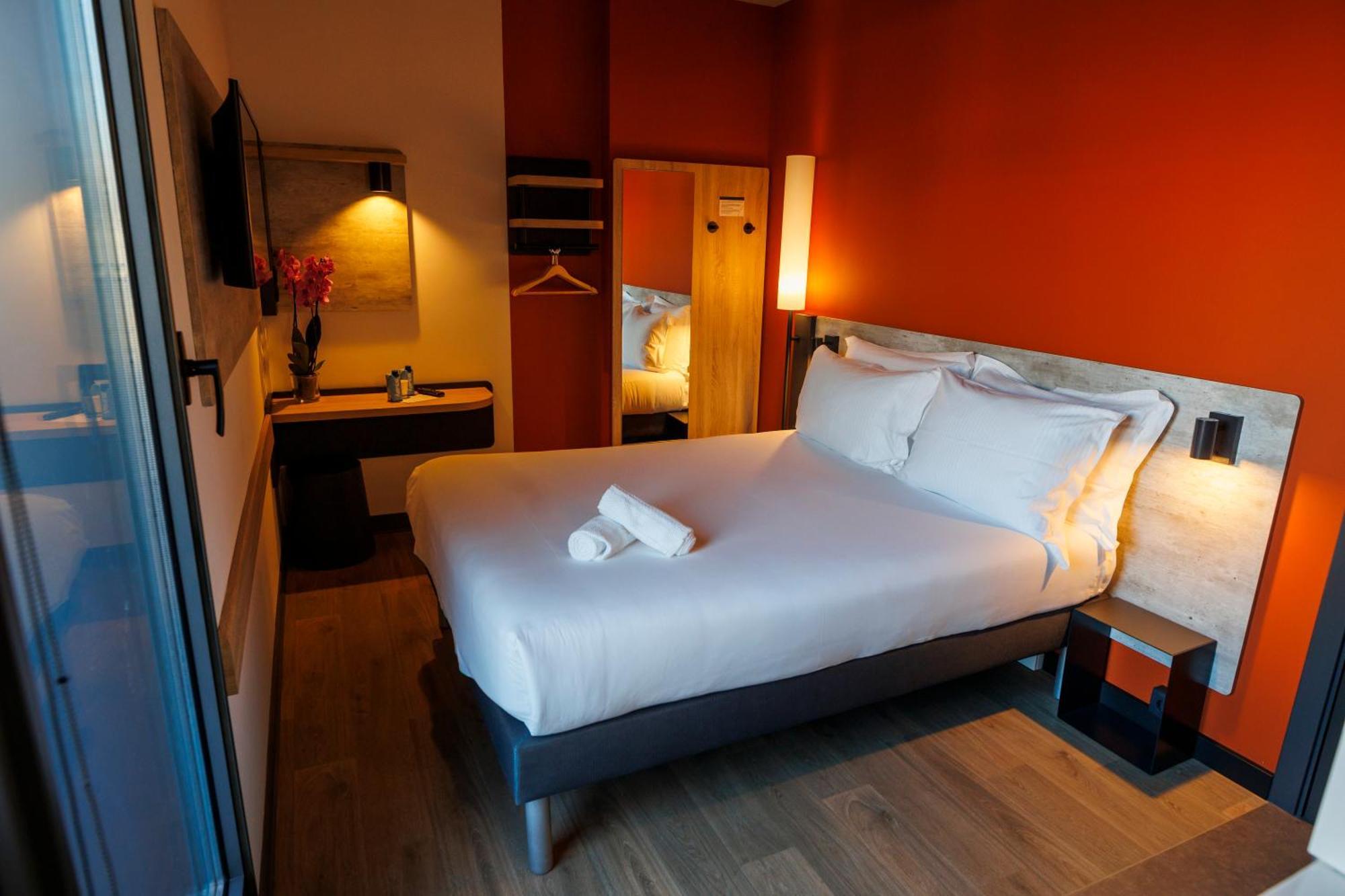 Ibis Budget Logrono Centro Exterior foto